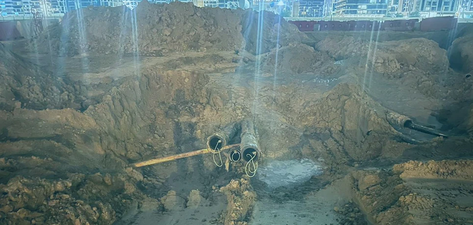 Trenchless alignment drilling path excavation pit